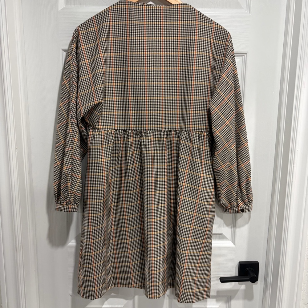 Zara Plaid Button-Up Dress with Black Buttons and Cuffed Wrists Size Medium - Picture 6 of 10
